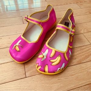 Hot chocolate brand, banana, Mary Jane flats. Size 40 worn once.